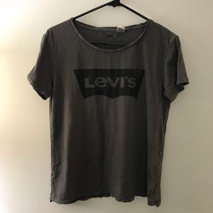 SOLD - LEVI’S BOYFRIEND BATWING TEE